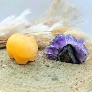 Nature Orange Calcite Bear &amp; Amethyst Cave Decor Figure.